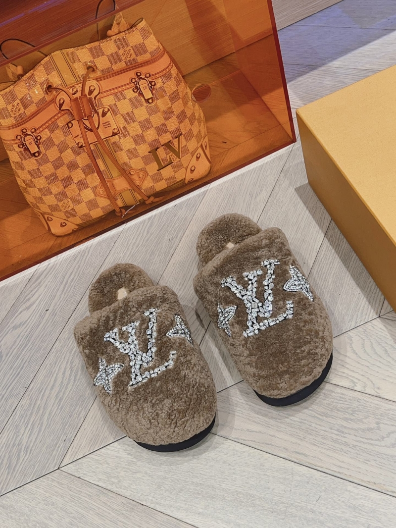 Louis Vuitton Slippers